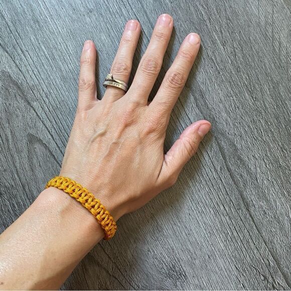 95 Paracord Bracelet NEW Unisex Golden Rod Yellow Crimson Red - Picture 2 of 7